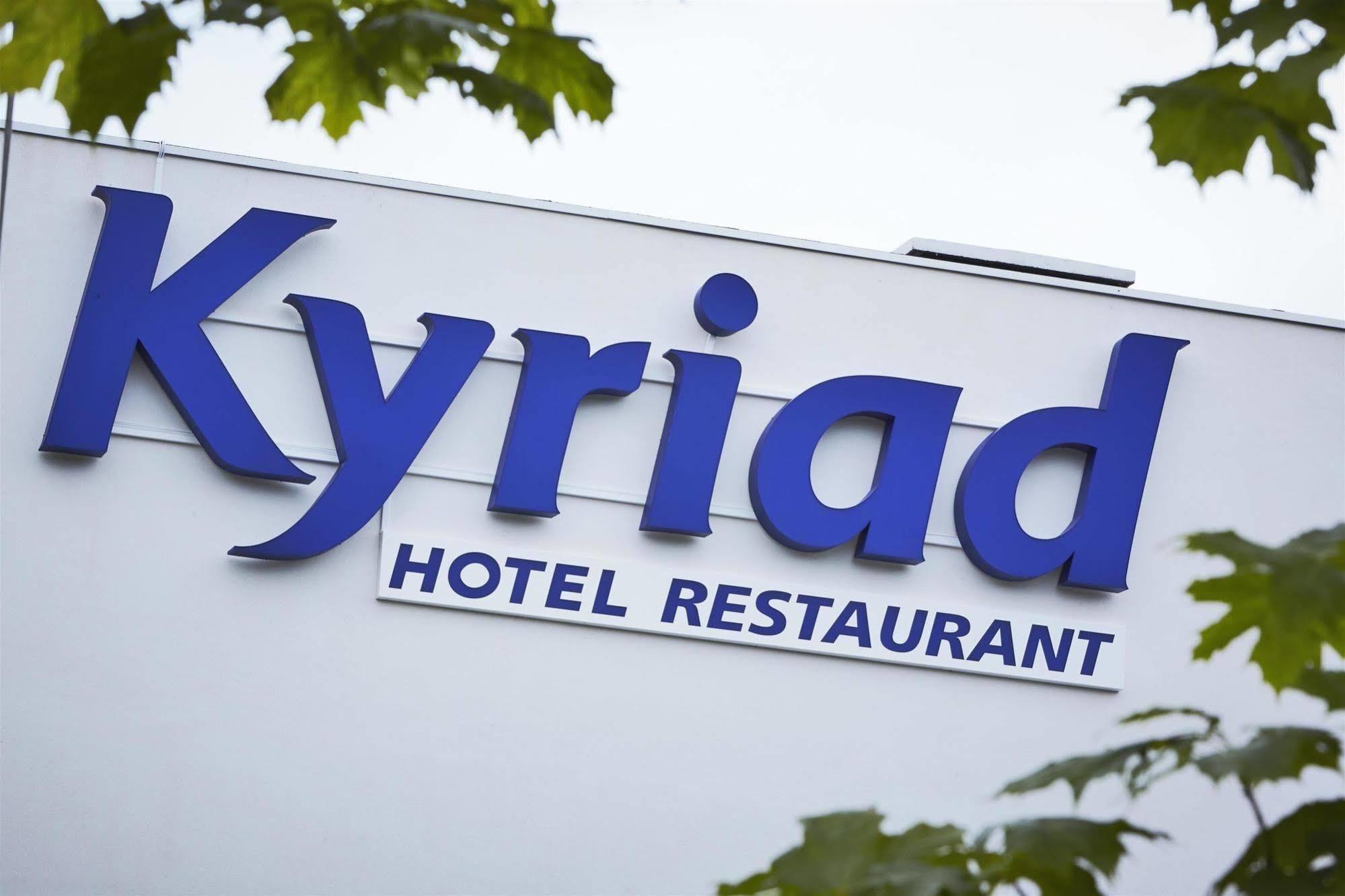 Kyriad Saint Quentin En Yvelines - Montigny Eksteriør bilde